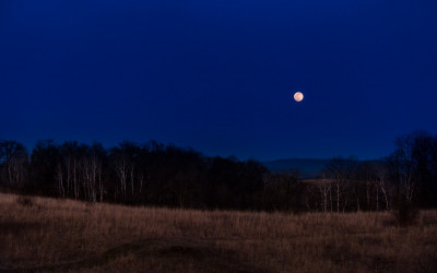 Driftless Dark Skies: Lunar Time