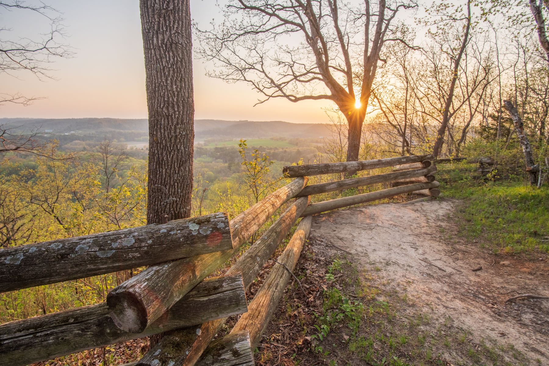 Wyalusing State Park trail